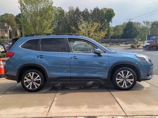 Horizon Blue Pearl 2024 Subaru Forester Limited