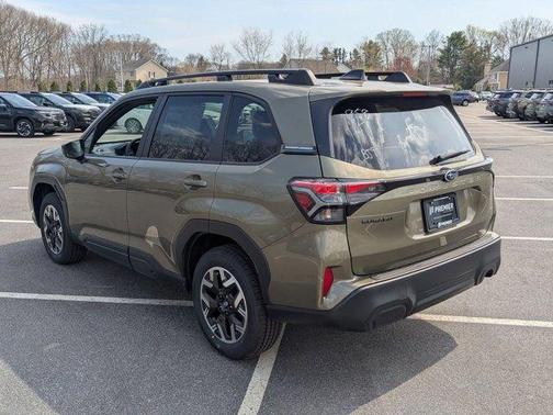 Autumn Green Metallic 2026 Subaru Forester Premium