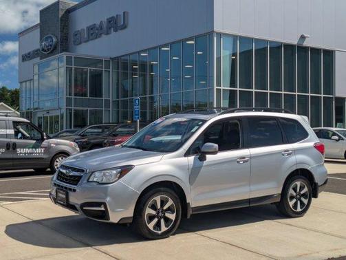 Ice Silver Metallic 2018 Subaru Forester 2.5i Premium