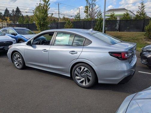 2025 Subaru Legacy 