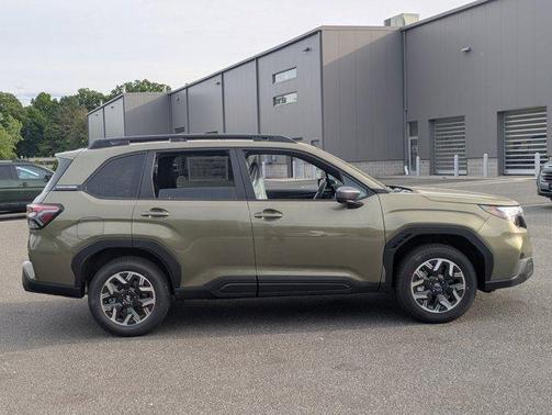 Autumn Green Metallic 2026 Subaru Forester Premium