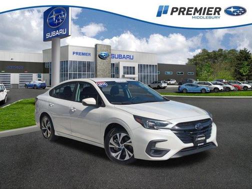 Crystal White Pearl 2025 Subaru Legacy Premium