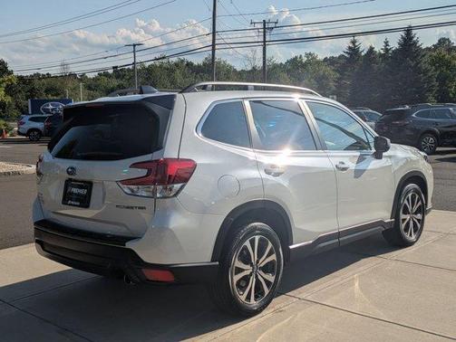 Crystal White Pearl 2024 Subaru Forester Limited