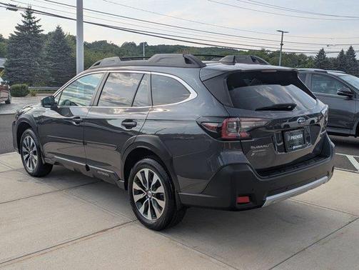 Magnetite Gray Metallic 2024 Subaru Outback Limited