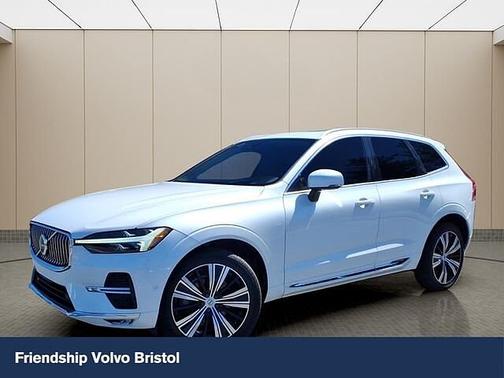 Crystal White 2023 Volvo XC60