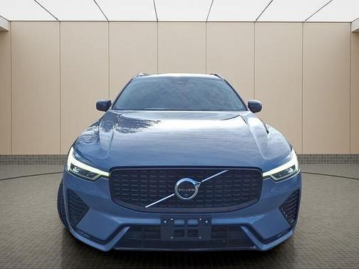 2023 Volvo XC60 Plus