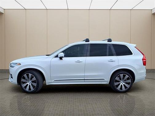 2025 Volvo XC90 Plus