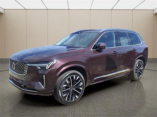 2025 Volvo XC90 Plus