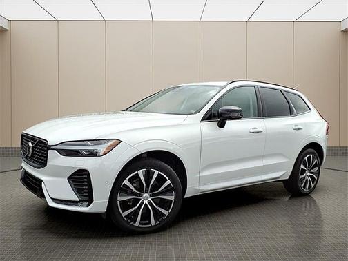 2023 Volvo XC60 Plus