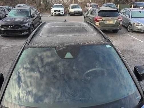 2021 Volvo XC40 R-Design