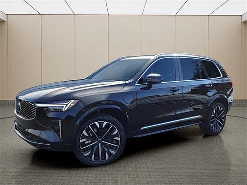 2025 Volvo XC90 Plus