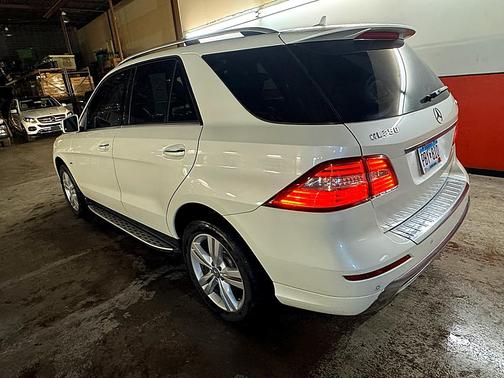 2012 Mercedes-Benz M-Class 4MATIC