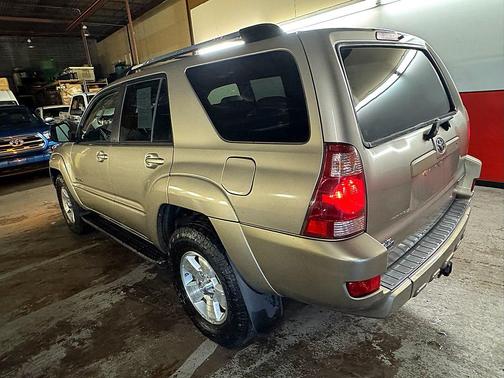 2004 Toyota 4Runner SR5