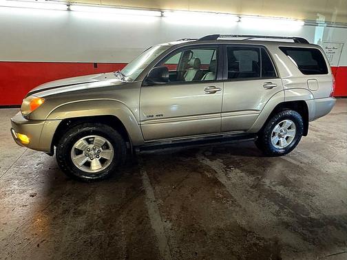 2004 Toyota 4Runner SR5