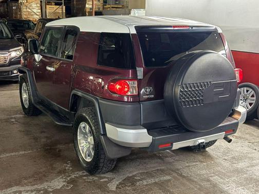 MAROON 2007 Toyota FJ Cruiser Base