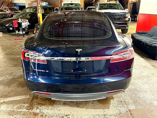 2013 Tesla Model S 60