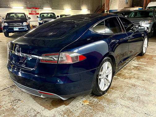 2013 Tesla Model S 60
