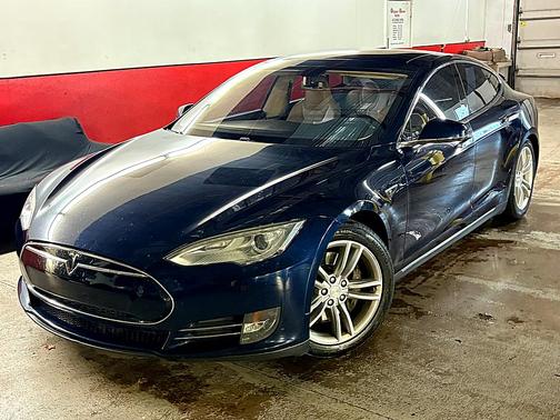 2013 Tesla Model S 60