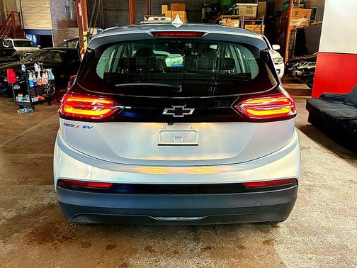 2023 Chevrolet Bolt EV FWD 1LT