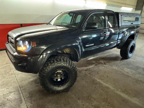 BLACK 2010 Toyota Tacoma Access Cab