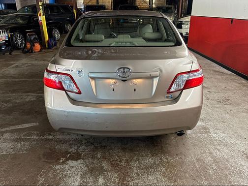 GOLD 2007 Toyota Camry Hybrid SE