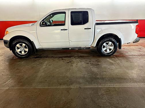 2009 Nissan Frontier SE Crew Cab