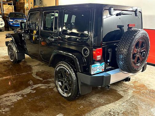 2012 Jeep Wrangler Unlimited Sahara