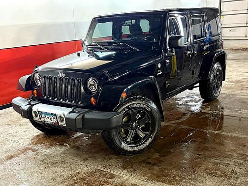 2012 Jeep Wrangler Unlimited Sahara