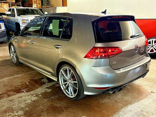 2017 Volkswagen Golf R 2.0T Manual