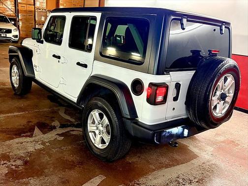 2020 Jeep Wrangler Unlimited Sport