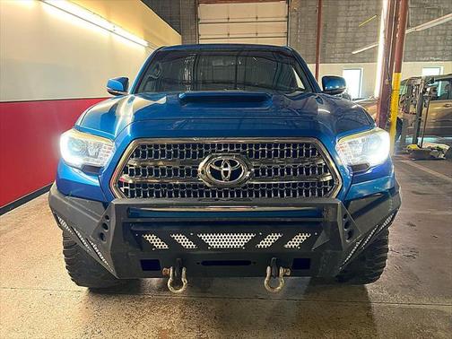 2017 Toyota Tacoma TRD Sport