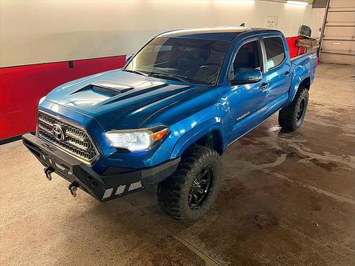 2017 Toyota Tacoma TRD Sport