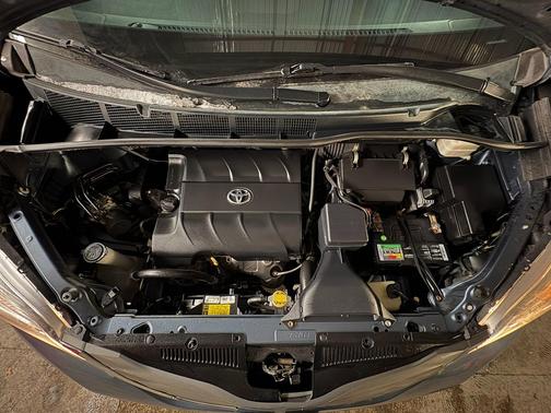 2014 Toyota Sienna XLE