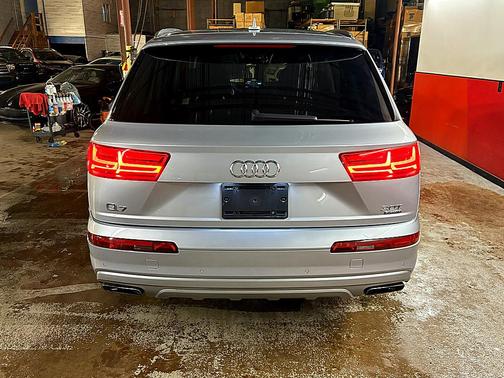 2017 Audi Q7 3.0T Premium