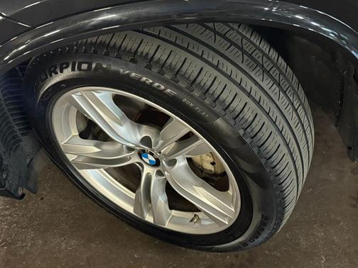 BLACK 2018 BMW X5 xDrive35i