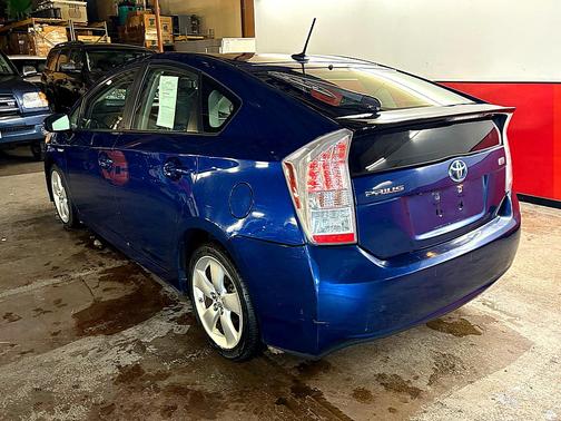 2010 Toyota Prius V