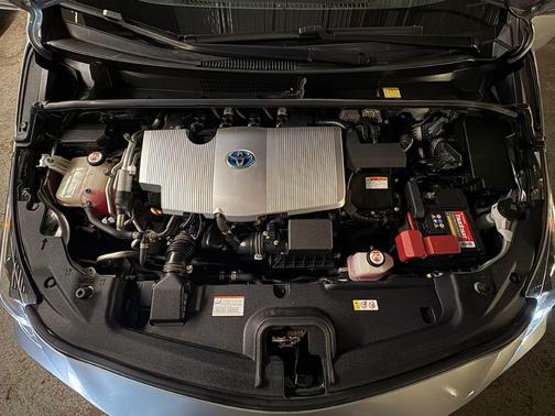 SILVER 2017 Toyota Prius Prime Premium