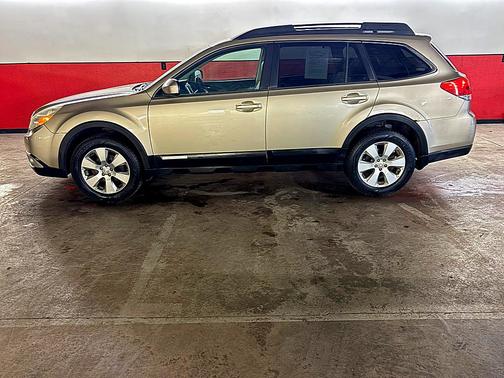 2010 Subaru Outback 2.5 i Limited