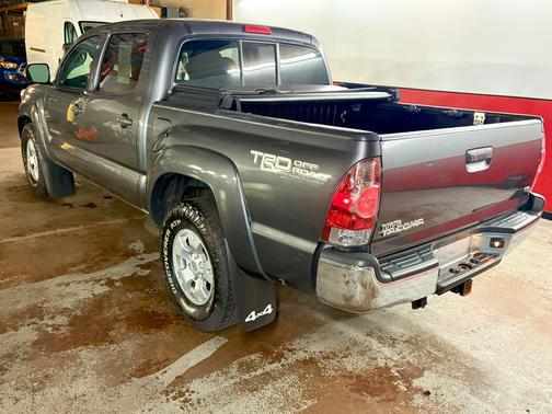 2013 Toyota Tacoma Base