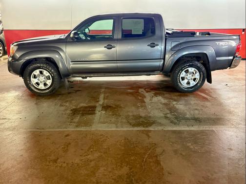 2013 Toyota Tacoma Base