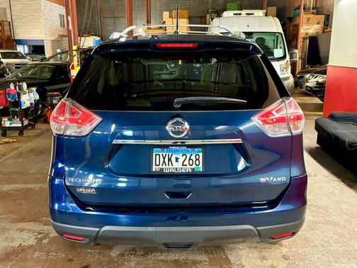 2015 Nissan Rogue SV