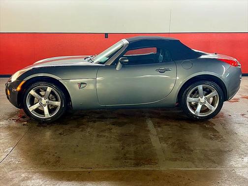 2007 Pontiac Solstice 46k miles! Convertible smooth & clean!