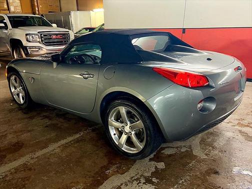 2007 Pontiac Solstice 46k miles! Convertible smooth & clean!
