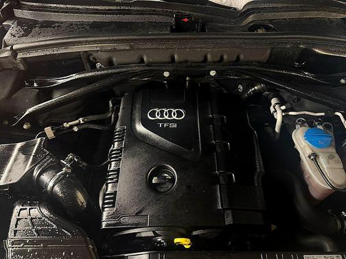 2015 Audi Q5 2.0T Premium Plus