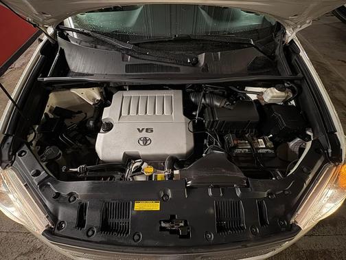 2012 Toyota Highlander Base