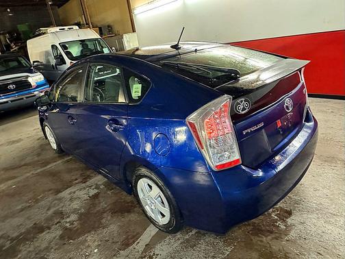 2011 Toyota Prius V