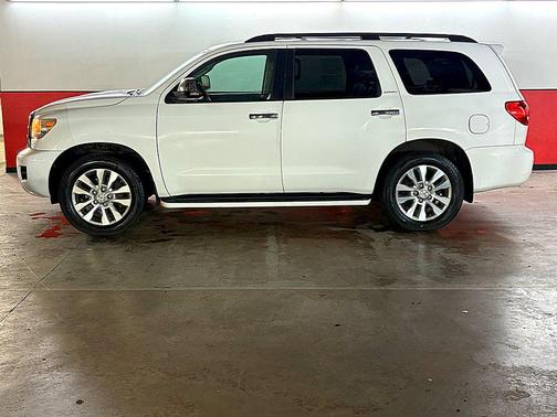 2010 Toyota Sequoia Limited