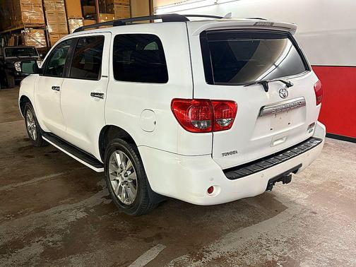 2010 Toyota Sequoia Limited