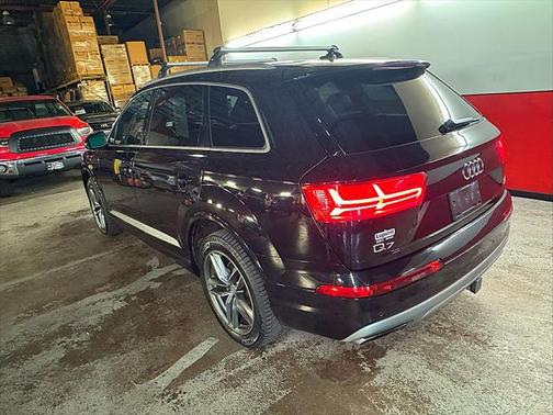 2017 Audi Q7 3.0T Prestige