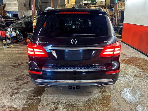 2017 Mercedes-Benz GLS 450 4MATIC